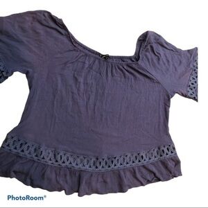 𝅺💥💥 SALE! 5 / $25 💥💥 Unique Spectrum lavender blouse